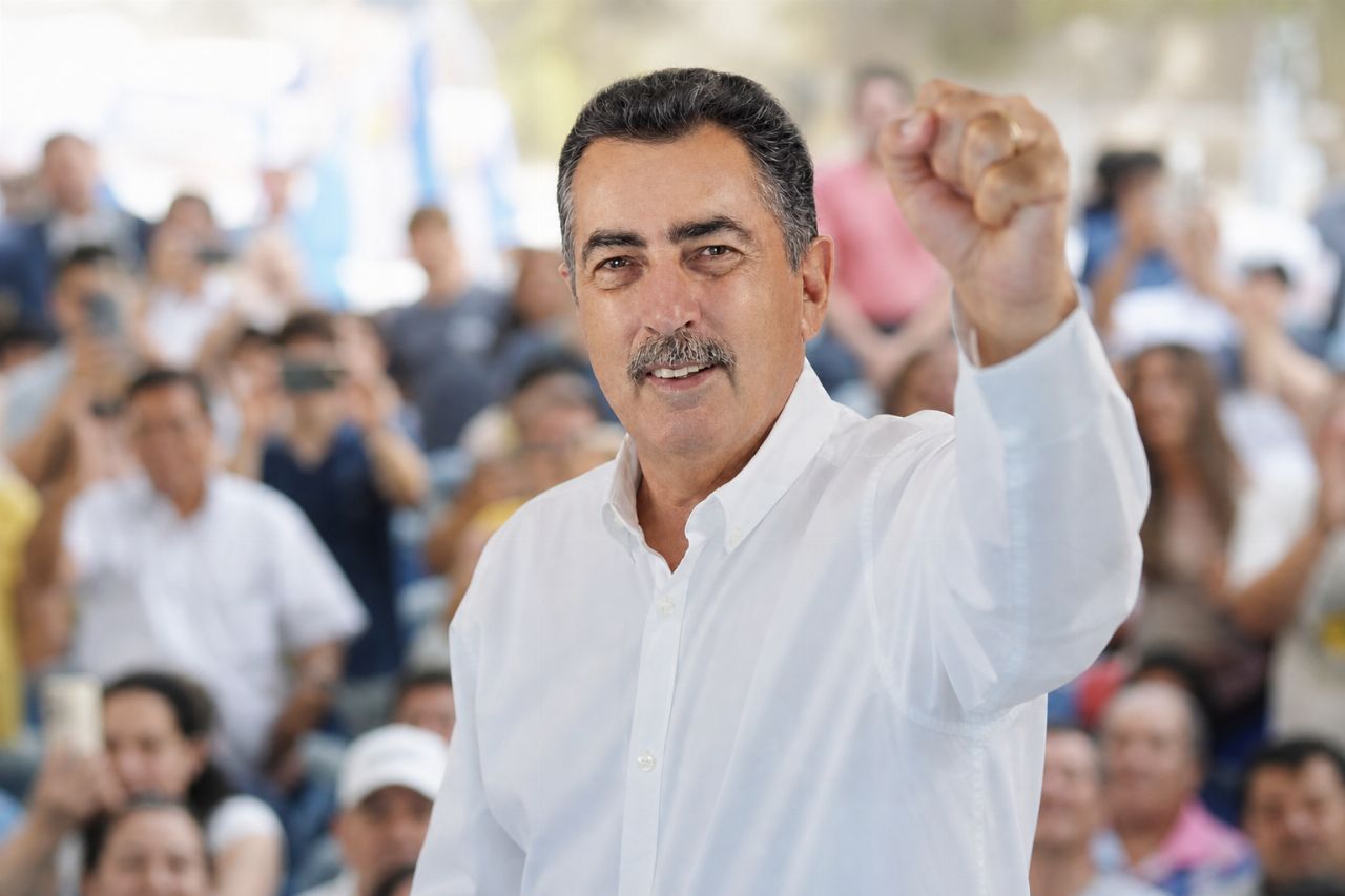 Javier Lamarque arranca campaña interna en Sonora