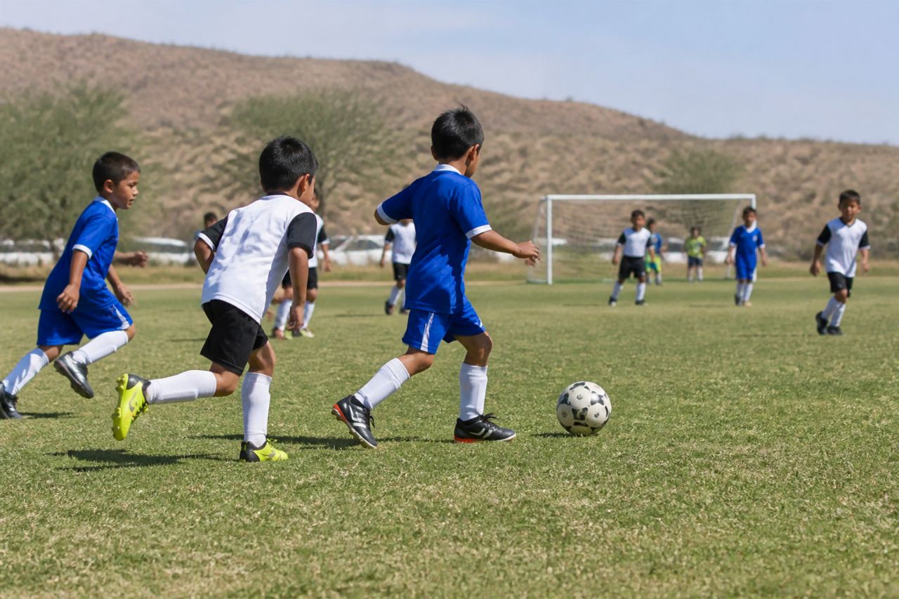 Torneo infantil de fútbol beneficia a niños en Hermosillo